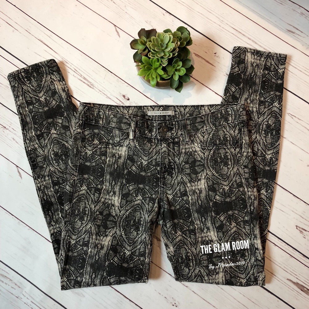 SOLD •| Rich & Skinny Marilyn Jeans